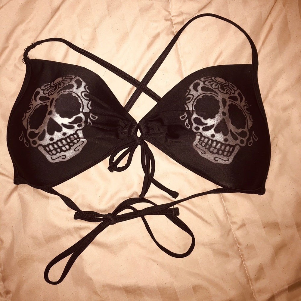 Hot Topic Skull swim suit top M/L